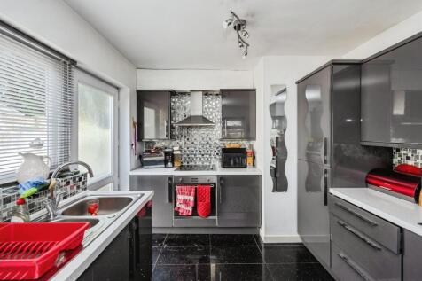 3 bedroom semi-detached bungalow for sale