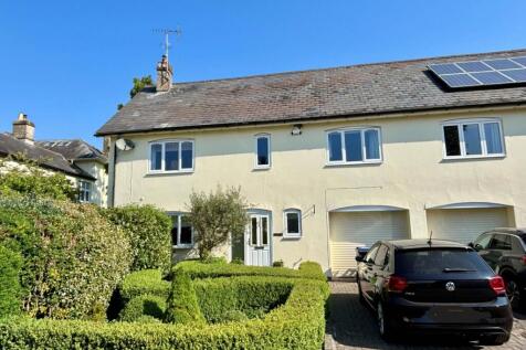 Silbury Court, Beckhampton, SN8 1QJ 4 bed semi
