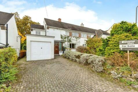 4 bedroom semi-detached house for sale