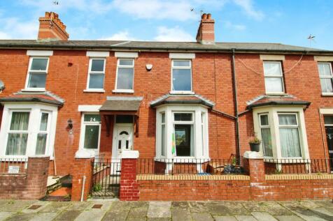 2 bedroom terraced house for sale