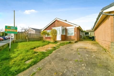 2 bedroom detached bungalow for sale