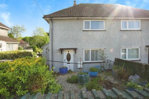 2 bedroom semi-detached house for sale