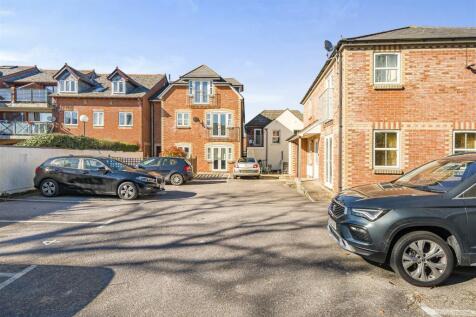 2 bedroom mews property for sale