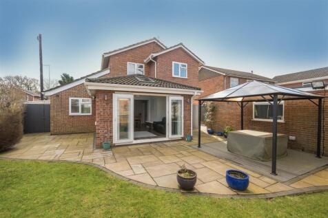 Oakwood Close, Southampton SO31 4 bed detached house for sale