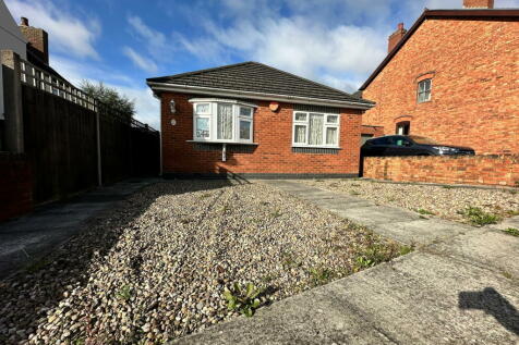 2 bedroom detached bungalow for sale