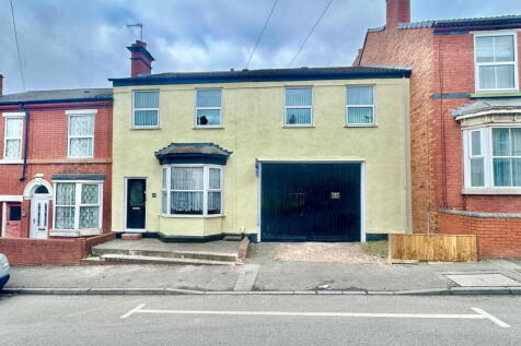 Zoar Street, Lower Gornal DY3 4 bed terraced house for sale