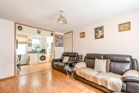 Tolmers Square, Euston, London, NW1 2 bed maisonette for sale