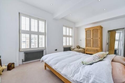 Gloucester Avenue, Primrose Hill... 2 bed flat for sale