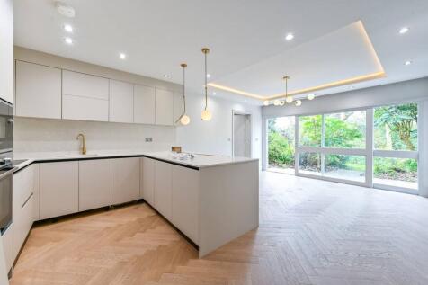 Park Village East, Regent's Park... 2 bed flat for sale