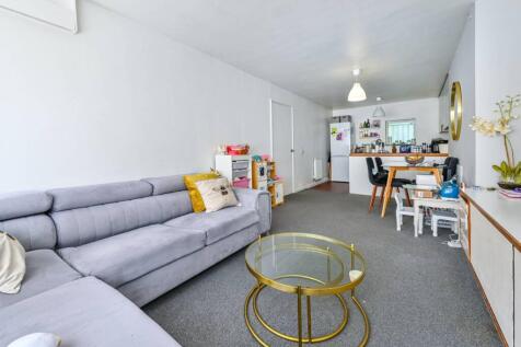 Mansfield Road, Gospel Oak, London, NW3 1 bed flat for sale