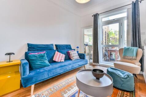 Malden Place, Kentish Town, London, NW5 1 bed flat for sale