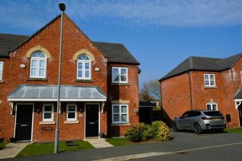 3 bedroom semi-detached house for sale