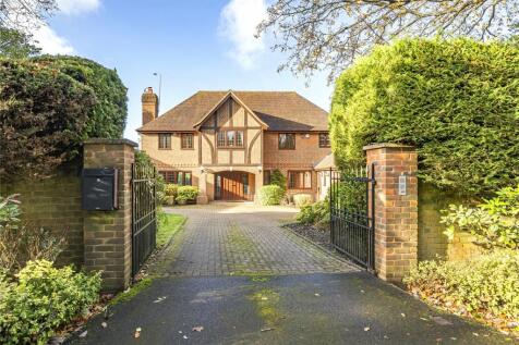 Snows Ride, Windlesham, Surrey, GU20 4 bed detached house for sale