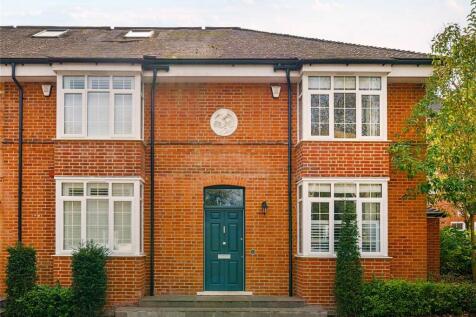 Chobham Road, Ascot, Berkshire, SL5 4 bed end of terrace house for sale