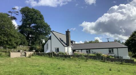 3 bedroom smallholding for sale