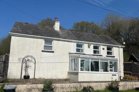 Capel Isaac, Llandeilo, Carmarthenshire. 3 bed detached house for sale