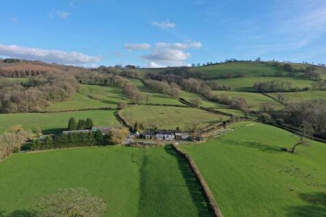 Llandovery, Carmarthenshire. 2 bed detached house for sale