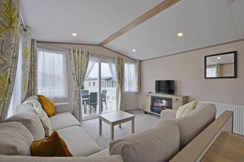 Away Resorts, Goonhavern TR8 2 bed park home for sale