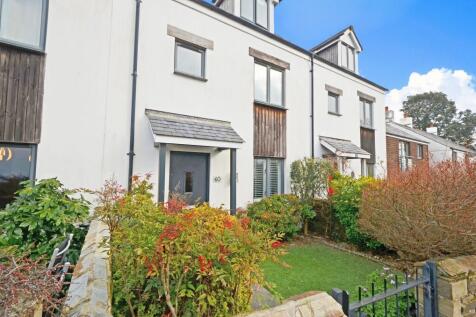 4 bedroom town house for sale