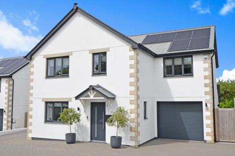 Redruth TR16 4 bed detached house for sale