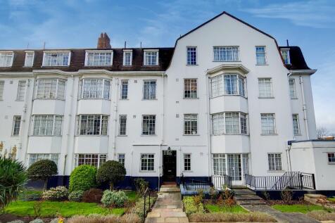 Wavertree Court, Streatham Hill... 2 bed flat for sale