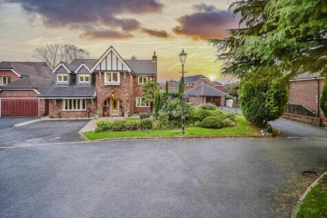 5 bedroom detached house for sale