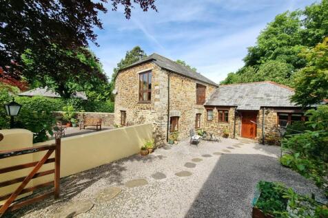 Tregeare, Launceston 3 bed barn conversion for sale