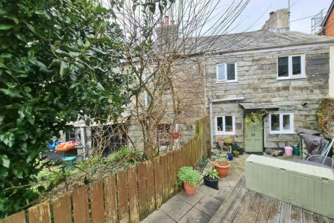 3 bedroom cottage for sale