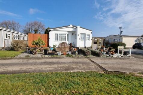 2 bedroom park home for sale