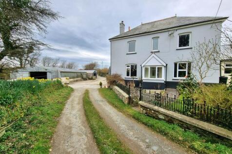 Treglasta, Launceston 4 bed house for sale