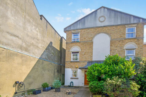 John Ruskin Street, London, SE5 4 bed townhouse for sale