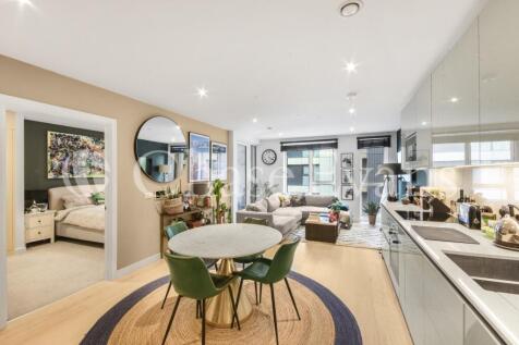 Deacon Street, Elephant & Castle... 1 bed flat for sale