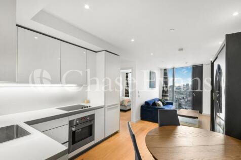 Walworth Road, Elephant and Castle... 1 bed flat for sale