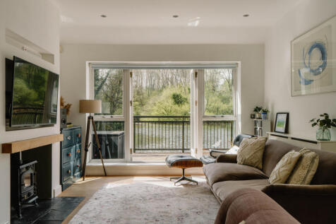 Hayle Mill, Maidstone, Kent 3 bed duplex for sale