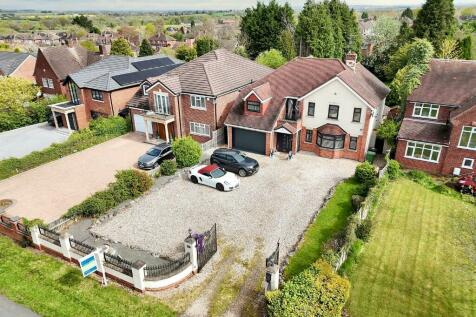 5 bedroom detached house for sale