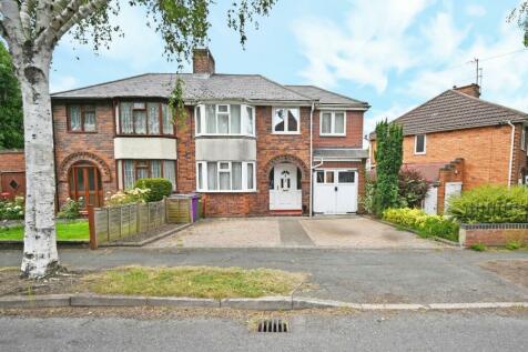 4 bedroom semi-detached house for sale