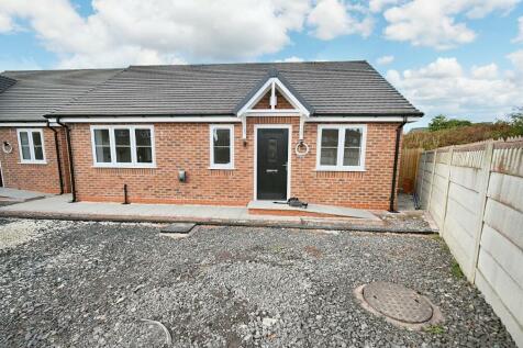 2 bedroom detached bungalow for sale