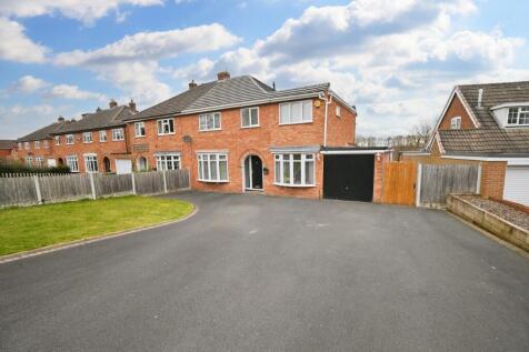 4 bedroom semi-detached house for sale