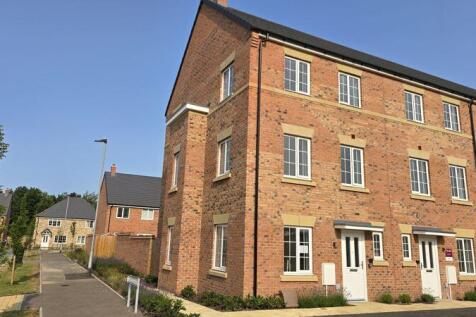 4 bedroom end of terrace house for sale