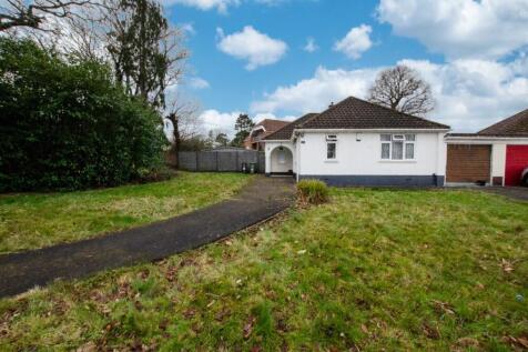 2 bedroom detached bungalow for sale