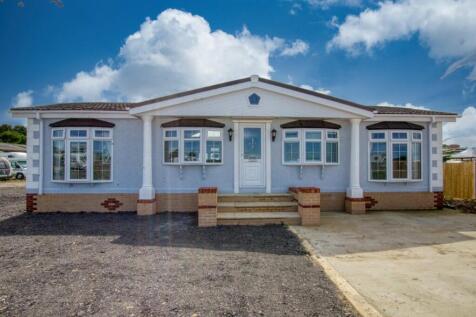 2 bedroom park home for sale