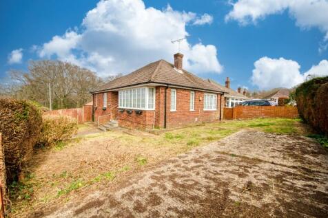 3 bedroom detached bungalow for sale