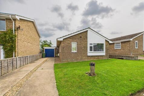 Mayfield Drive, Cromer 3 bed detached bungalow for sale