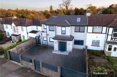 5 bedroom semi-detached house for sale