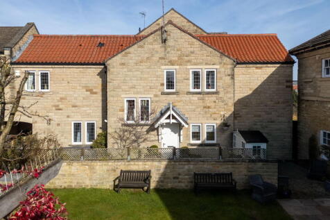 Wetherby, Micklethwaite Mews, LS22 3 bed link detached house for sale