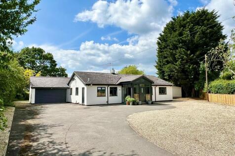 Blind Lane, Tockwith, York, YO26 7QJ 3 bed detached bungalow for sale