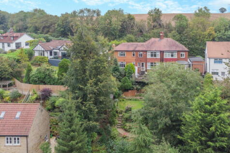 4 bedroom semi-detached house for sale