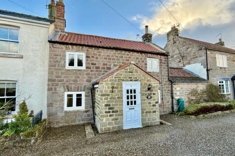 2 bedroom cottage for sale