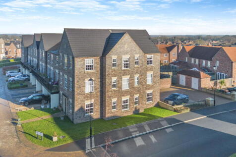 Wetherby, Montagu Crescent, Spofforth... 2 bed apartment for sale
