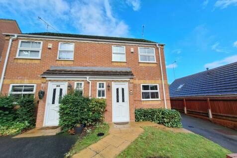 2 bedroom semi-detached house for sale